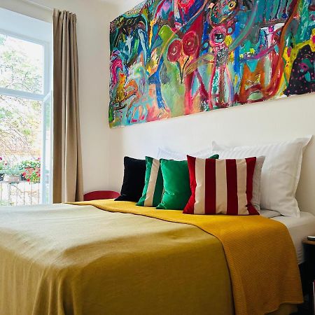 Green Balcony & King Size Bed Praga Exterior foto