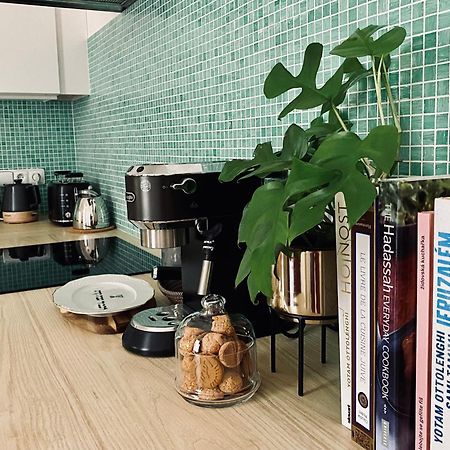 Green Balcony & King Size Bed Praga Exterior foto